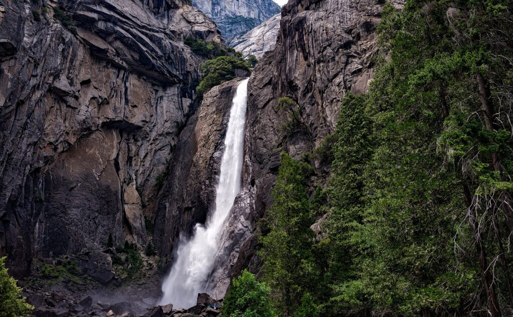 Valley Tourism - Yosemite National Park
