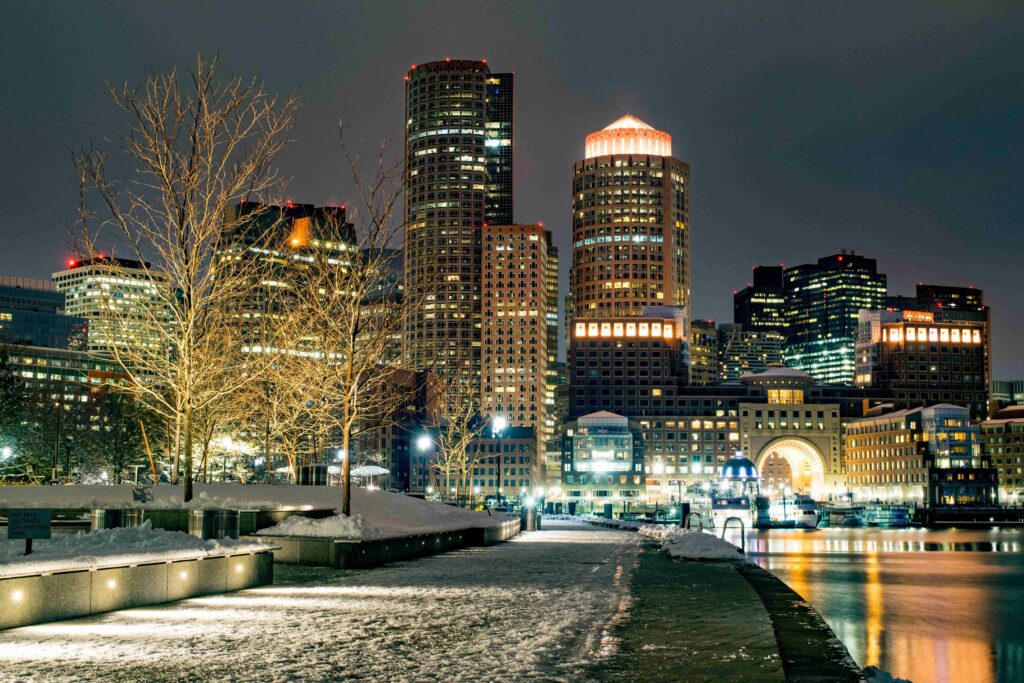night lights at boston - Massachusetts Travel Guide
